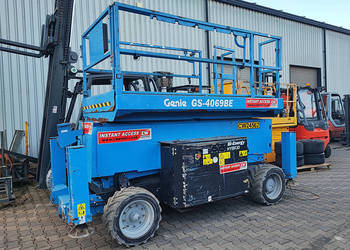 Zwyżka nożycowa terenowa Genie GS4069 BE 14,12 m 2WD|2019