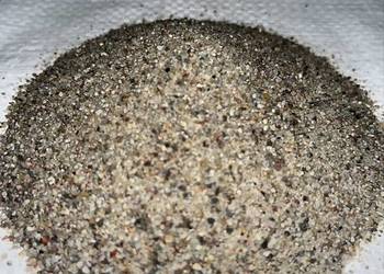 Piasek suszony do piaskowania , podsypka , piaskownica