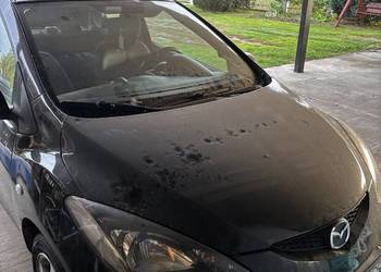 Mazda 2 tylko w całosci