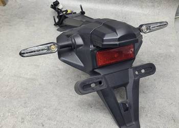 YAMAHA MT 09 MT09 OEM  MOCOWANIE TABLICY KIERUNKOWSKAZY UCHWYT