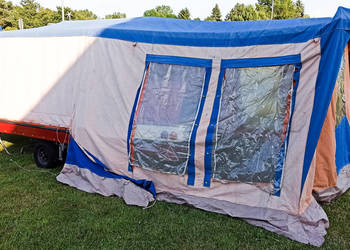 Przyczepka kempingowa namiot