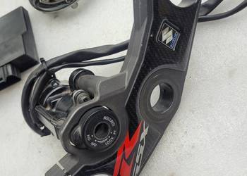 SUZUKI GSXR GSX-R 600 750 K8 K9 PÓŁKA GÓRNA ZAWIESZENIE