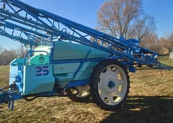 Opryskiwacz Berthoud 25 2500l 24m/21m/12m SKRETNY DAWKOWANIE