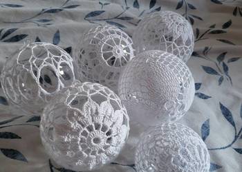 Bombki ażurowe na plastikowej kuli