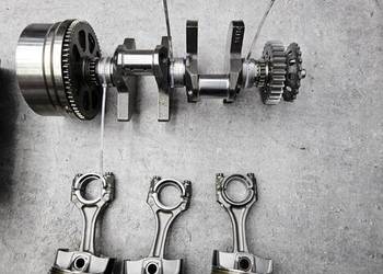 Ducati multistrada V4S 1200 20-26 tłoki tłok korbowody panewki korbowód