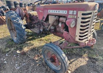 Traktor Ciągnik Sadowniczy Wąski MC CORMICK F.240 F-240 30 KM 1965