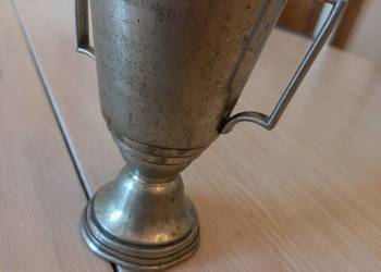 Posrebrzany puchar Angielski z 1941 z Zawodów Kręgielskich
