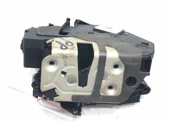 ZAMEK DRZWI PRAWY PRZÓD FORD FOCUS III Hatchback BM5A-A21812-BF