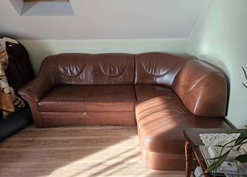 Sprzedam narożnik skórzany z możliwością spania i pojemnikiem na pościel