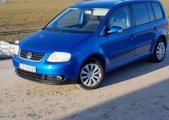 VW Touran 1.9 TDI 2005 –  5 osób, Hak