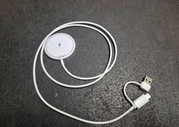 Ładowarka bezprzewodowa z magnetycznym mocowaniem 15W USB A/C kolor biały