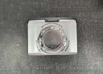 Walkman przenośny z głośnikiem i wejściem na słuchawki