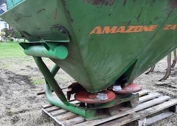 Rozsiewacz nawozu zaf 603 na hydraulice