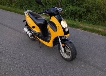 Skuter 4t