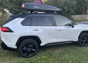 Toyota RAV4 2.5 Hybrid Selection 218 KM 2020 r.