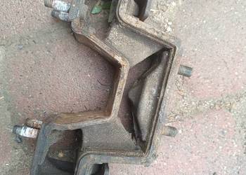 Suzuki SX4/poduszka skrzyni/skrzynka rozdzielcza / Sedici / 4x4 / 1.9 / 1.6