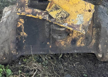 Komatsu D65PX 12 Tylni Most Napędowy do spycharki CZĘŚCI