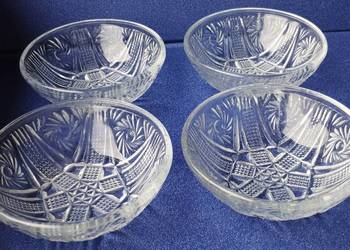 Miseczki 4 szt Ząbkowice