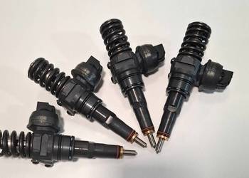 Pompowtryskiwacz Volkswagen 038130073AP