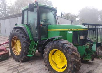 John Deere 6800