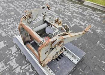 TUZ, przedni podnośnik, Claas Arion 620 Laforge