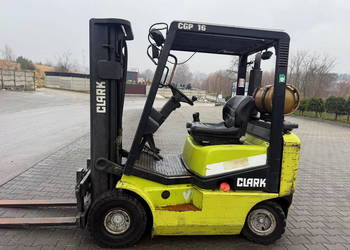 wózek widłowy CLARK CGP16 VW LPG Triplex 4.4m 1600kg 6800mtg rok 1998'