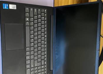 Syndyk sprzeda laptopy Lenovo