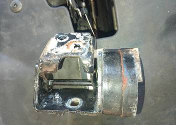 Citroen C5 x7 zawias ogranicznik lewy przód