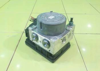 BMW 1 F20 2.0 D 13r 5D pompa ABS 6868638 6868637