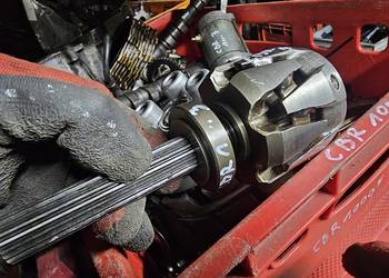 Honda CBR 1000f sc21 sc24 bendiks alternator wałek CBR1000 f 1000 zębatka