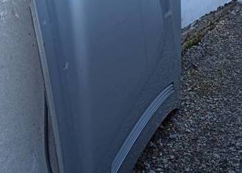 Maska przednia Mercedes w 210
