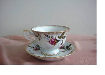 filiżanka ze spodkiem talerzyk Porcelana Chodzież Iwona Złota Róża