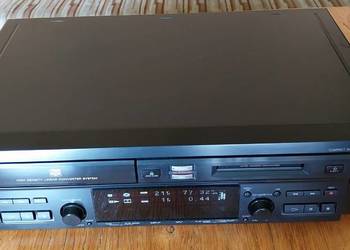 Prawie jak nowy Mini disc + CD Sony MXD-D4  CD + Minidisc z Lp2/4 Minidisk.