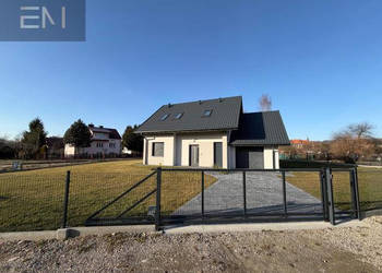 Oferta sprzedaży domu wolnostojącego 117.1m2 Strzyżów