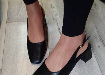 (41) Czarne czółenka wieczorowe z odkrytą piętą, NOWE