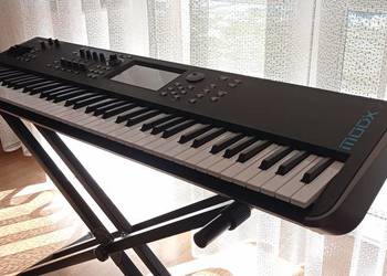 Yamaha MODX7 + dodatki: Olszak Pack, kufer, statyw,