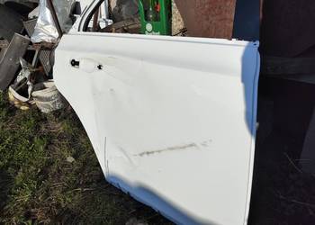 Drzwi chrysler 300c II LANCIA prawy tył uszkodzone