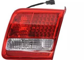 Audi A8 D3 03‑07 Lampa tylna wewnętrzna prawa ULO (LED, z listwą żarówkową)