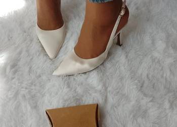 (39) ASOS Design/ Kremowe czółenka ślubne z odkrytą piętą z Londynu, NOWE