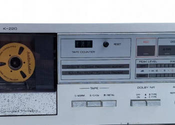 Magnetofon Yamaha K-220 Stereo Cassette Deck