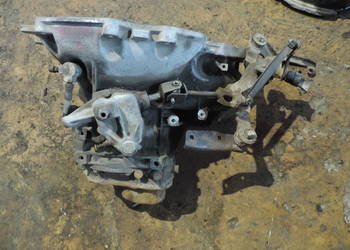 SKRZYNIA BIEGÓW F17E374 VECTRA B 1.8 16V