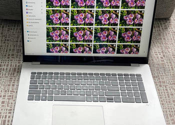 Laptop 17,3 cala - dla fotografa-matryca 100% pokrycia koloruSRGB.
