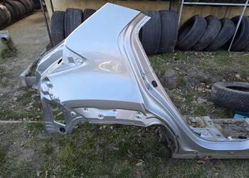 Toyota Yaris CROSS Błotnik ćwiartka tył prawy 1L0