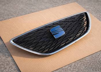 Seat Exeo lift 11-13 grill plaster miodu atrapa chłodnicy