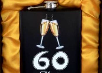 Czarna Piersiówka z Nadrukiem na 60 Urodziny pod Prezent ''Happy Birthday''