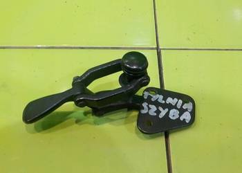 LANCIA BETA 2.0 B 83r COUPE 2D raczka szyby tyl