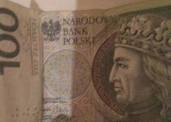 100 PLN