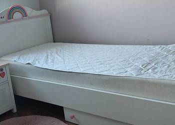 Sprzedam łóżko szafę i komodę
