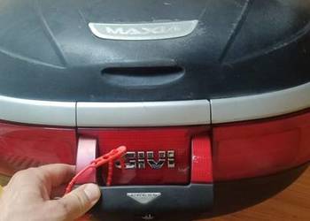 Kufer centralny givi na motor