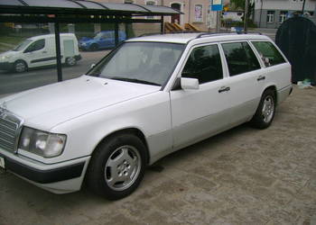 Mercedes W124 300 D Combi